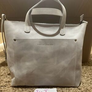 Portland Leather Company Medium Zip Crossbody, Beluga